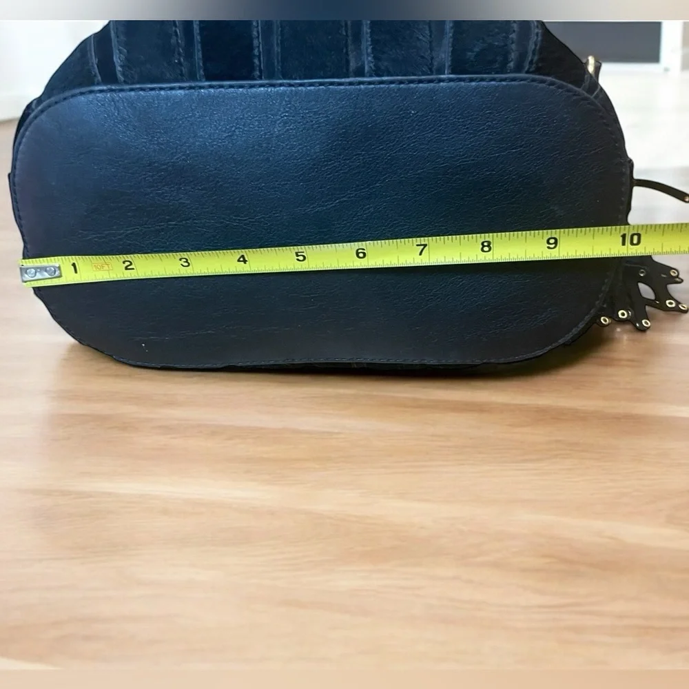 Michael Kors Black Brooklyn Applique Haircalf Feed Bag Purse with Dust Bag - Picture 7 of 15